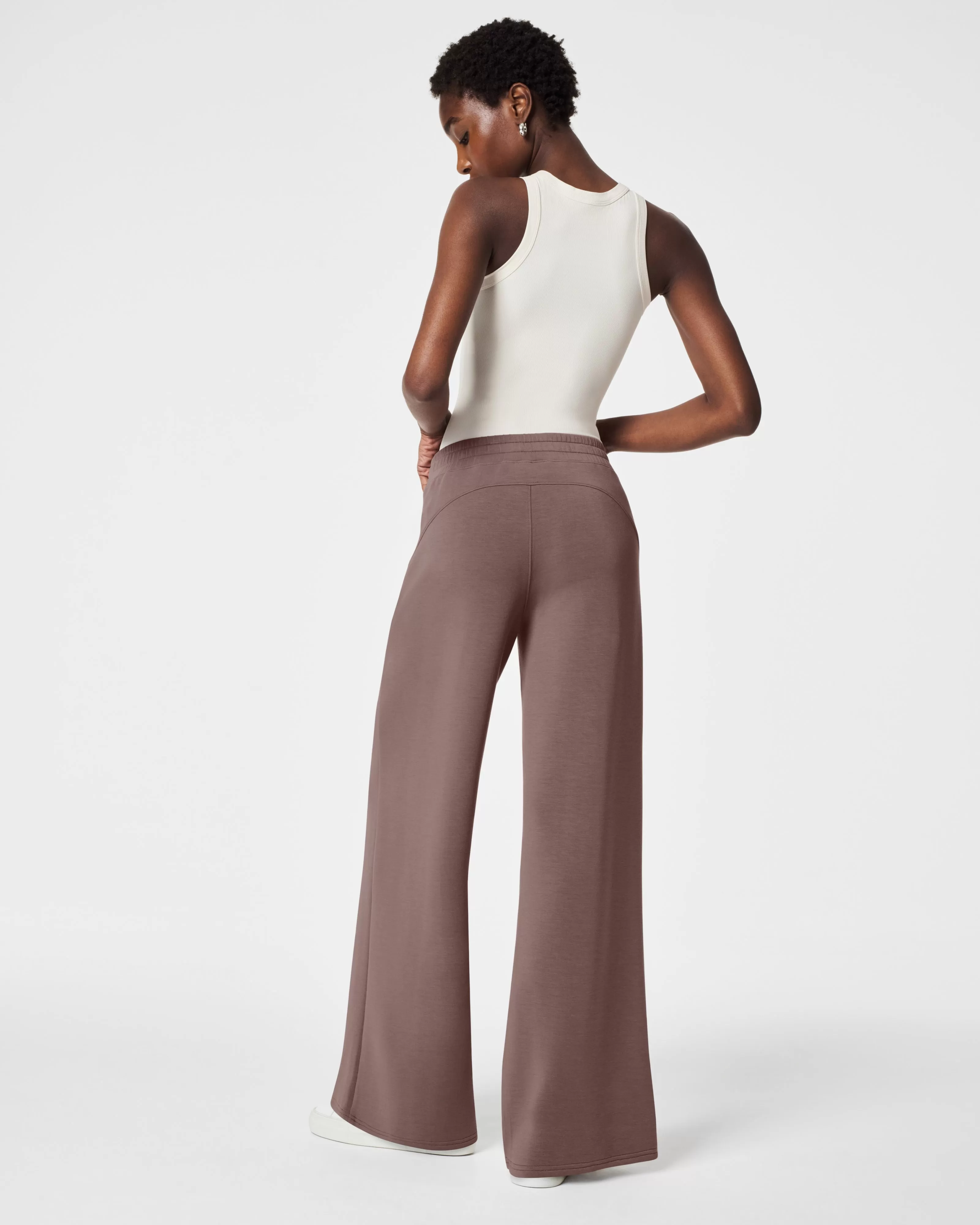 Airessentials Wide Leg Pant