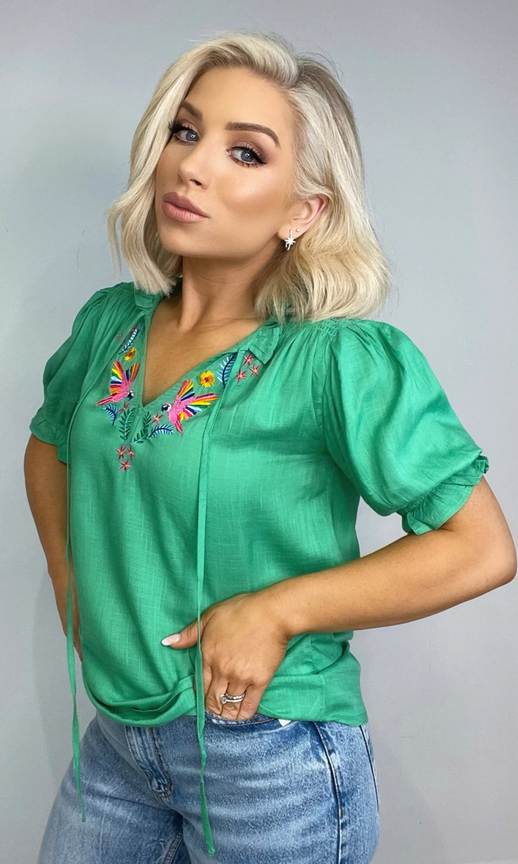 ANGELIQUE SHIRRED TOP - GREEN