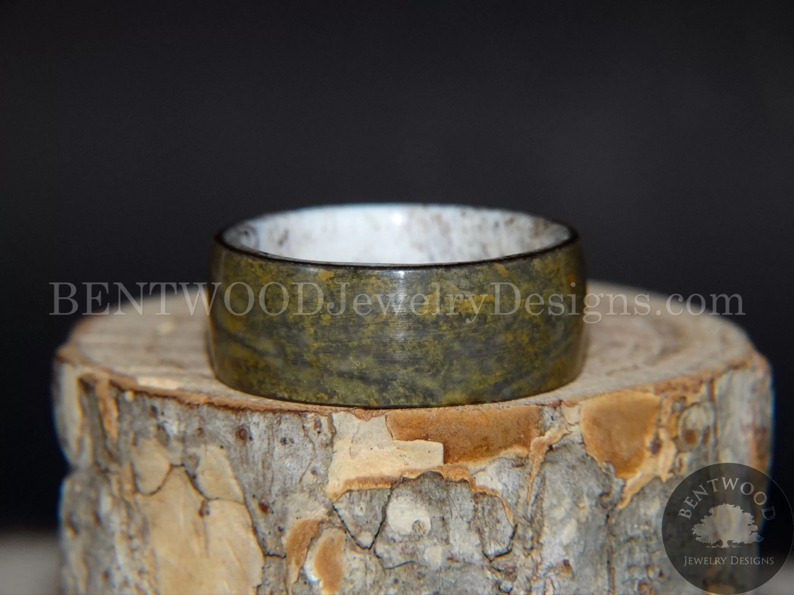 Bentwood Ring - Metamorphic Quartzite Stone Antler Core