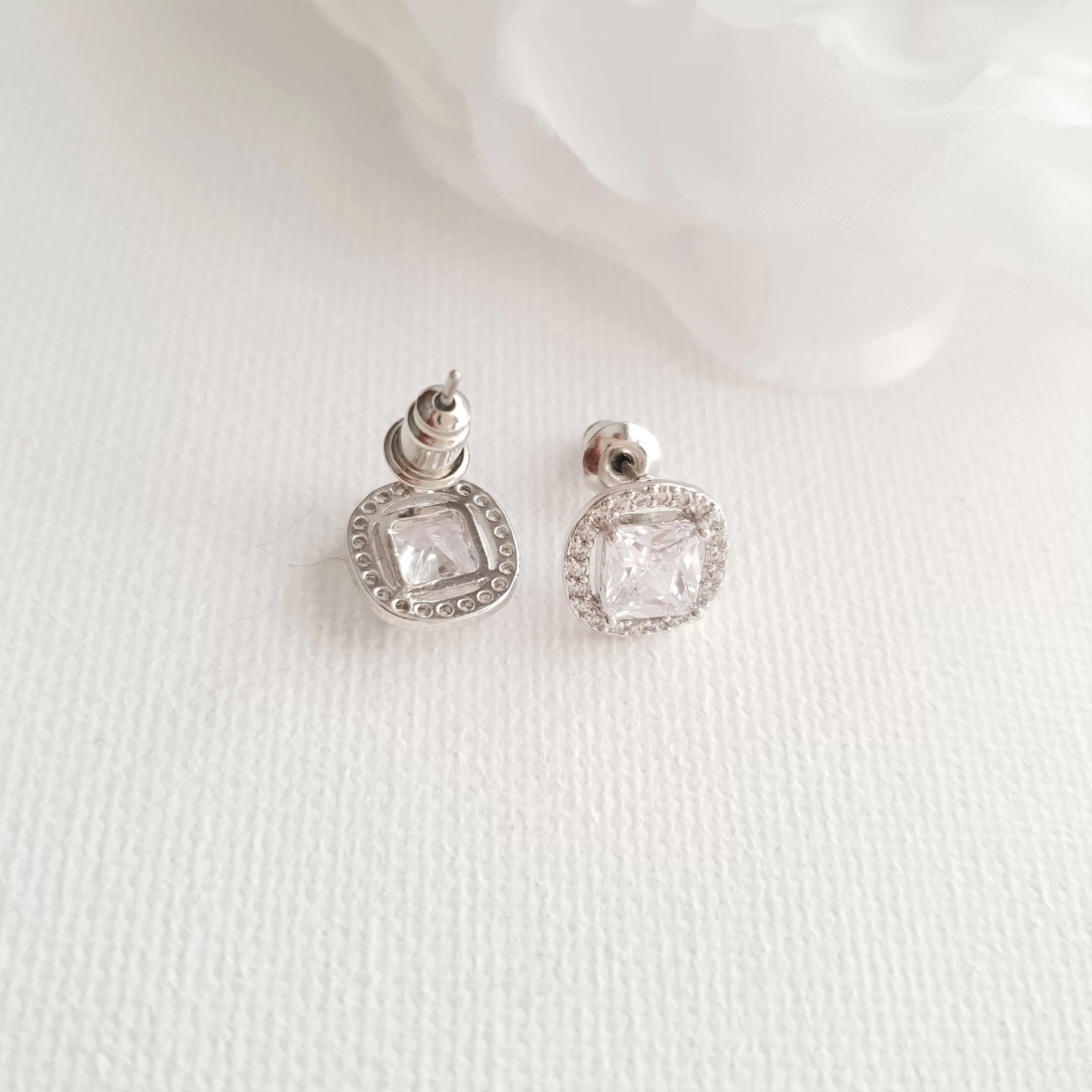 Bridesmaids Stud Earrings in Rose Gold-Piper