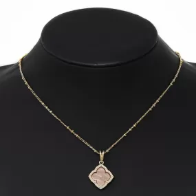 Clover Shape Acetate Pendant Short Chain Necklace