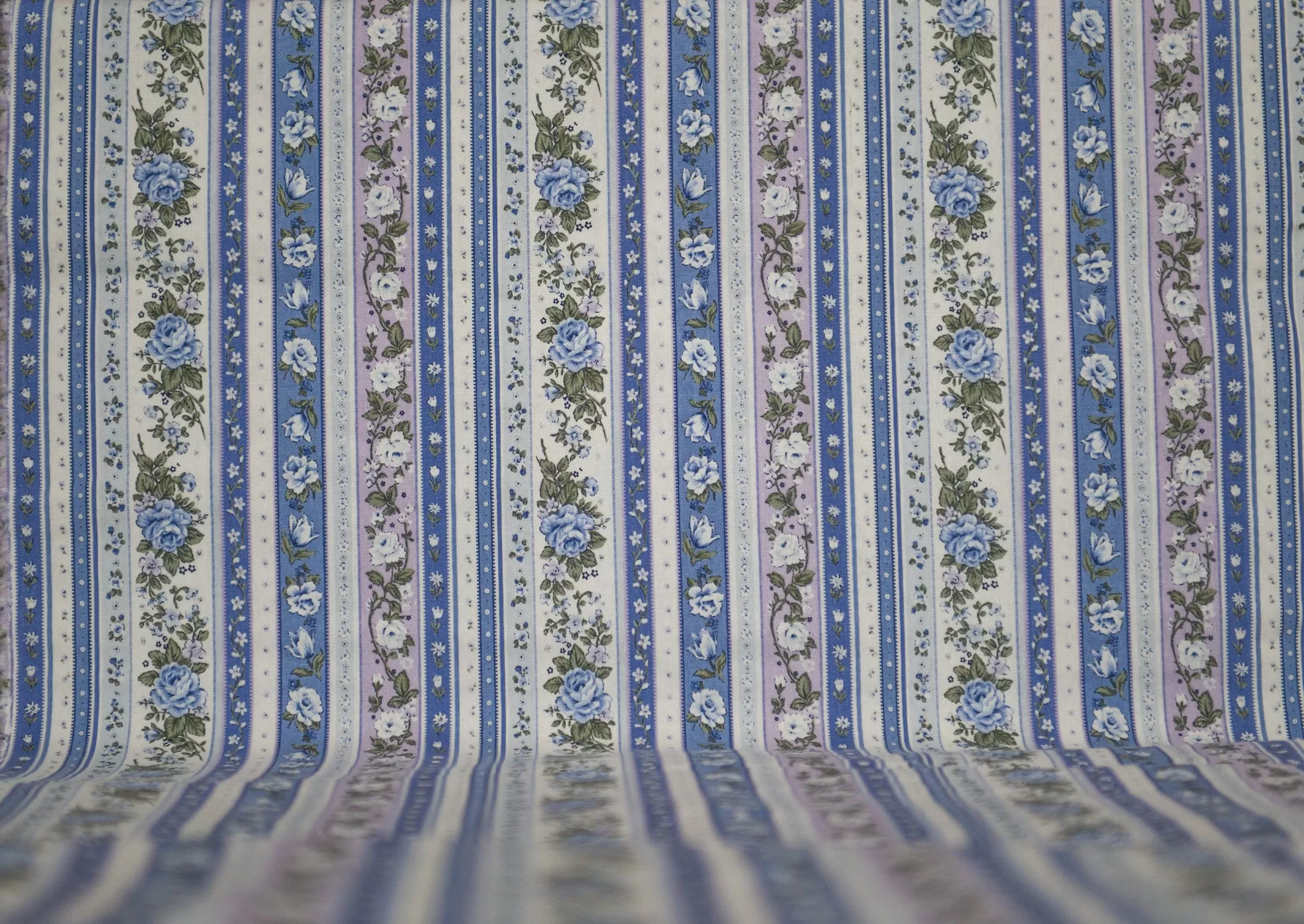 Cotton Fabric-Rapiecage Fleur From Rapi Collection, White, Made in Japan