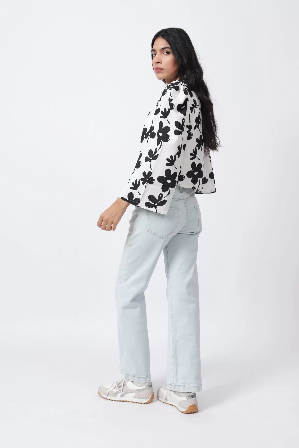 CROPPED BLOUSED TOP