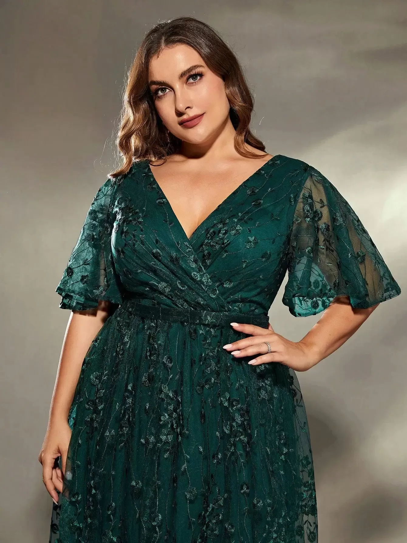 Dark Green V Neck Lace Plus Size Party Dress