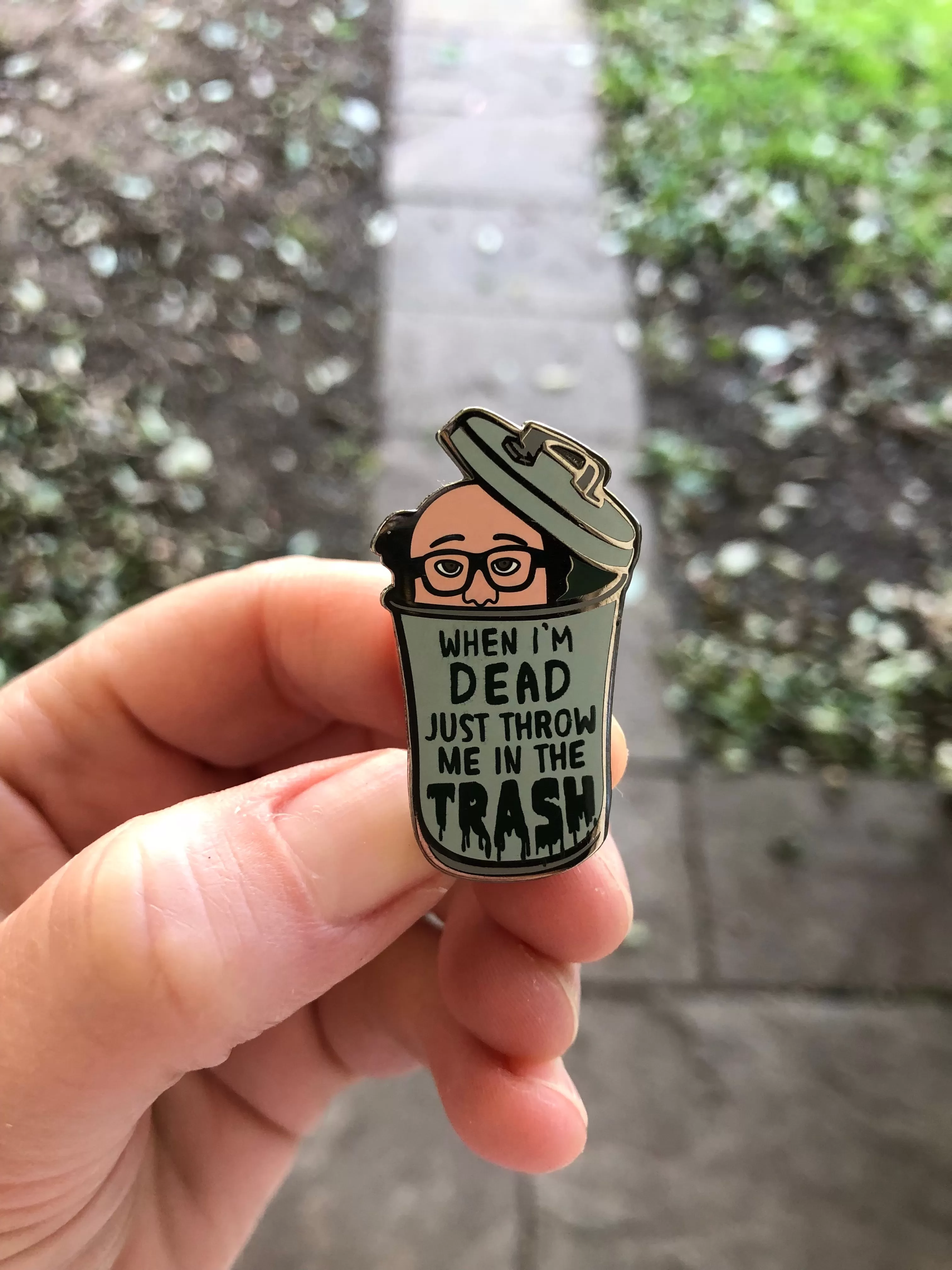 Frank Reynolds Enamel Pin