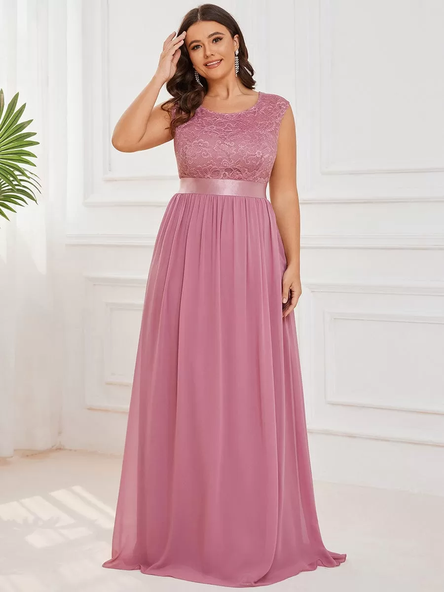 Plus Size Classic Round Neck V Back A-Line Chiffon Bridesmaid Dresses with Lace