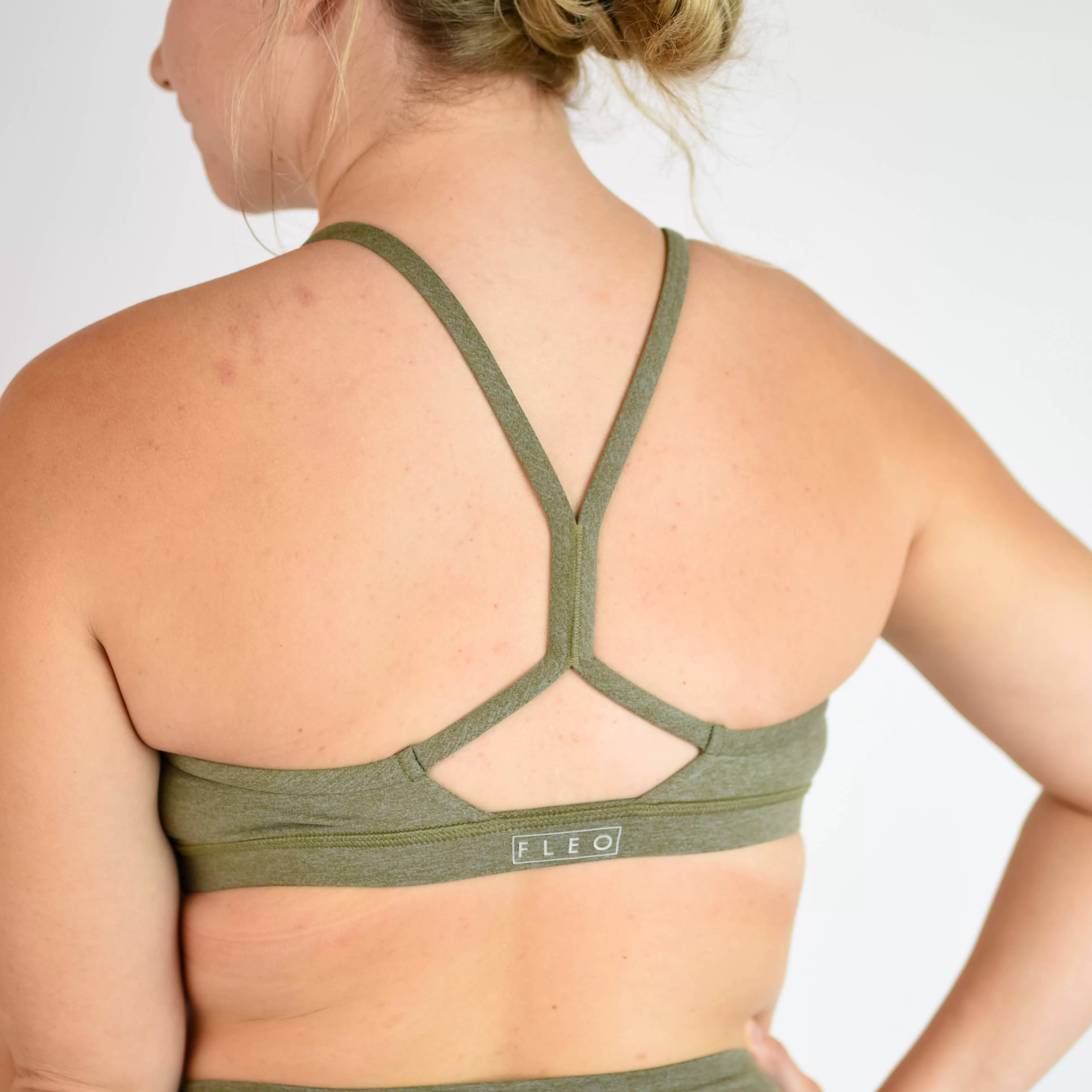 Reinette Sports Bra - Medium Support