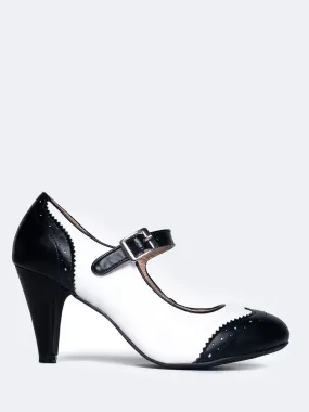 Round Toe Oxford Heel