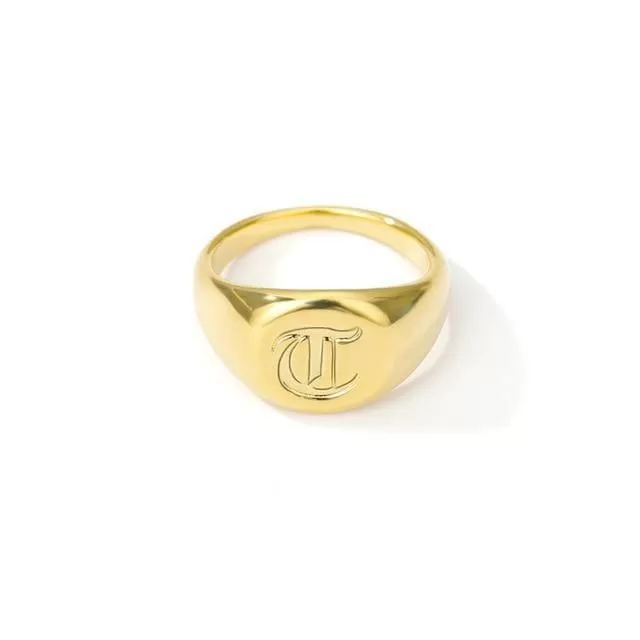 Sadie Monogrammed Signet Ring