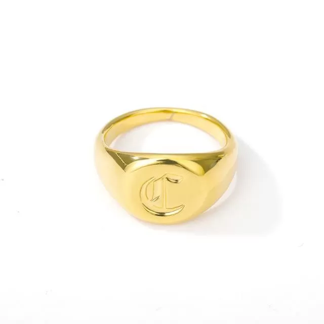 Sadie Monogrammed Signet Ring