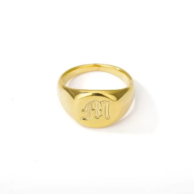 Sadie Monogrammed Signet Ring