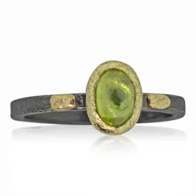 Textured Pebbles Oval Peridot Ring