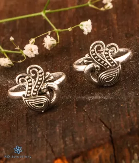 The Dancing Peacock Silver Toe-Rings