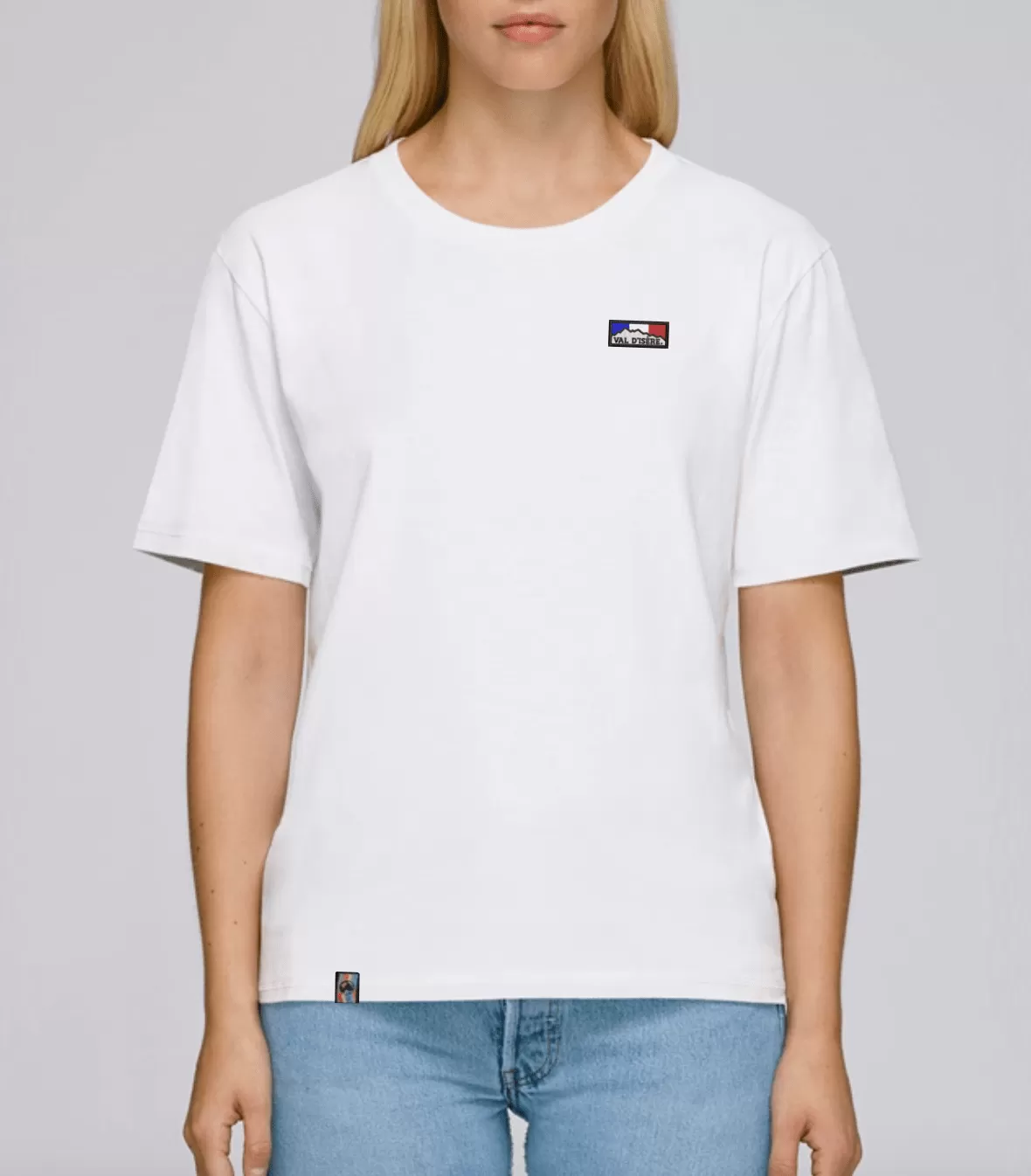 Val d’Isère T-Shirt | Women's Boxy Fit | 100% Organic Cotton.