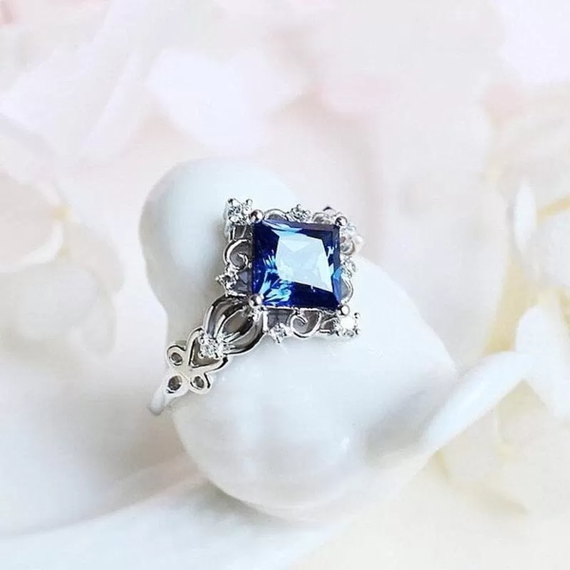 Vintage Princess Cut Lab Sapphire Ring - 925 Sterling Silver