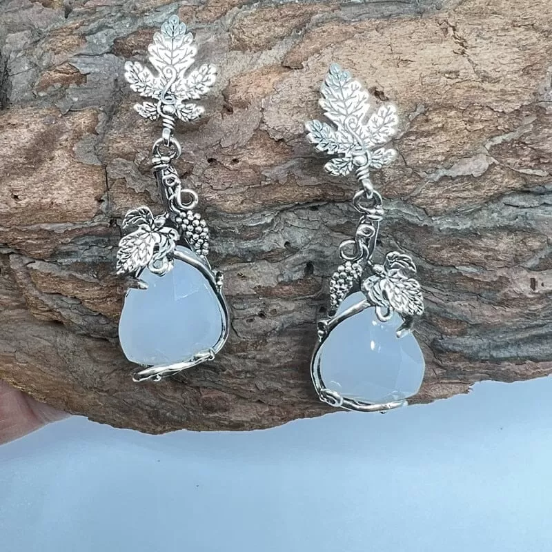 Vintage Water Droplets White Stone Earrings