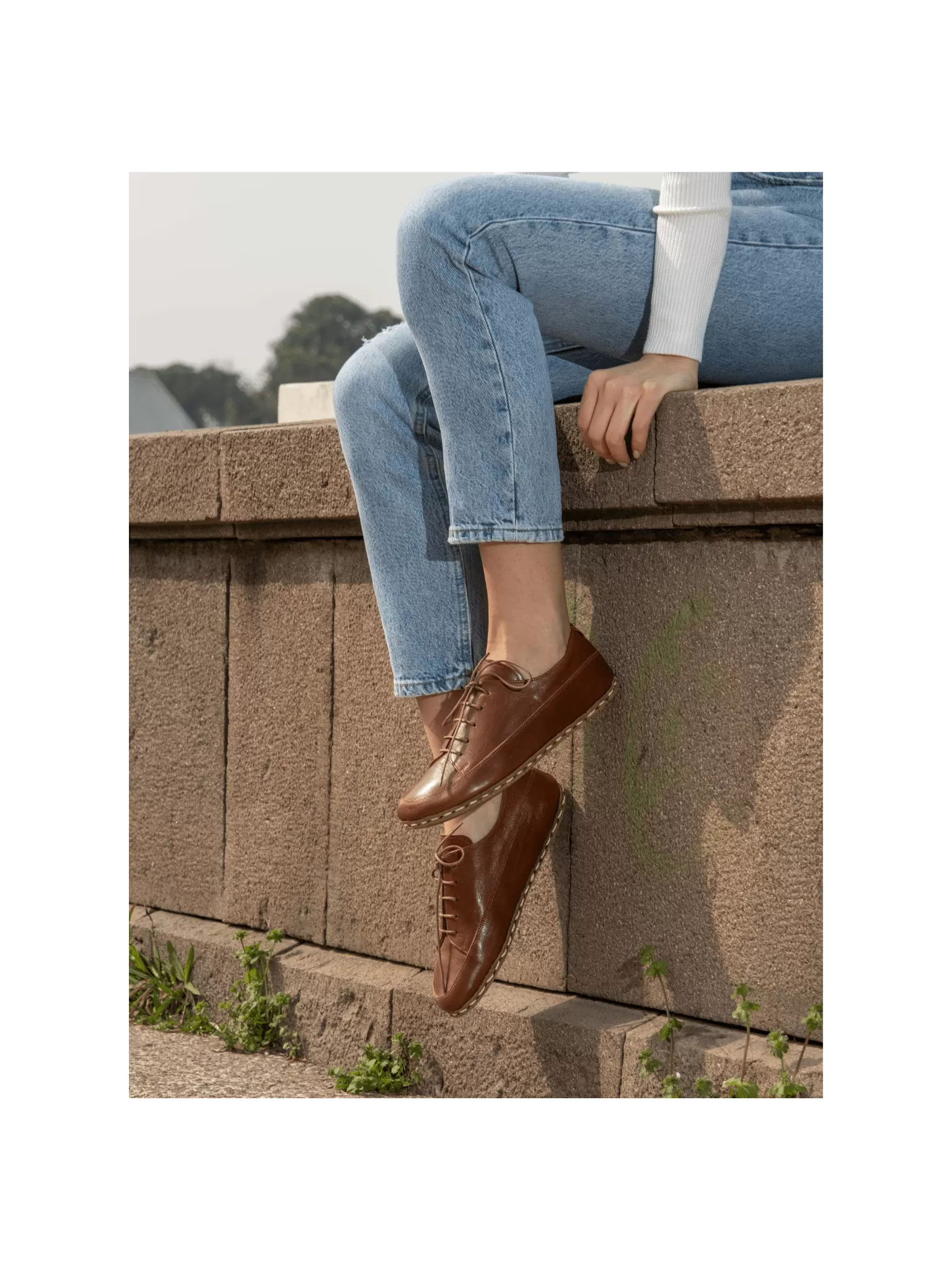 Women's Brown Barefoot Sneakers